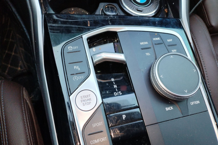 宝马3系 2023款 320Li M运动套装局部细节18