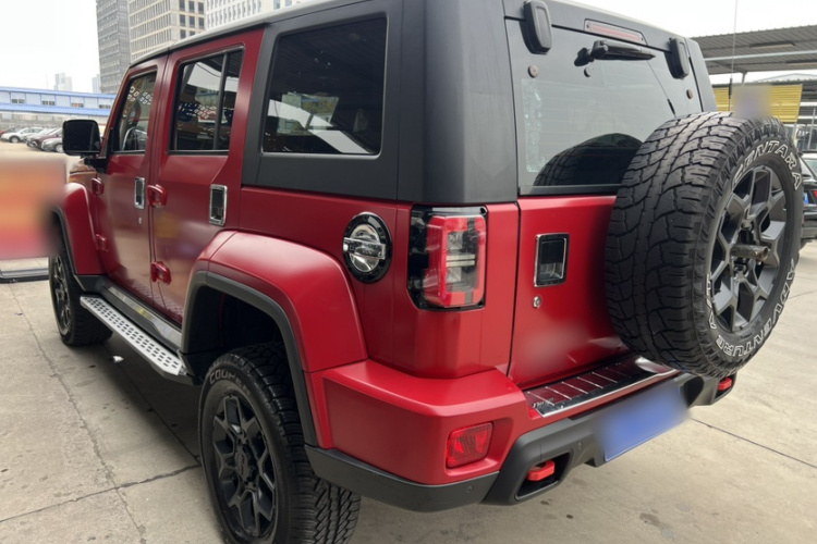 北京越野 北京BJ40 2021款 2.3T 自动四驱刀锋英雄版至尊型车身外观6001