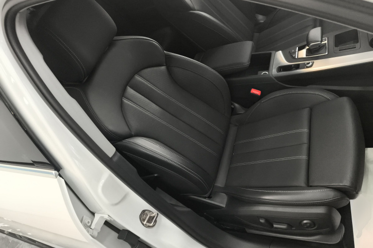 奥迪A4L 2022款 40 TFSI 时尚动感型局部细节41