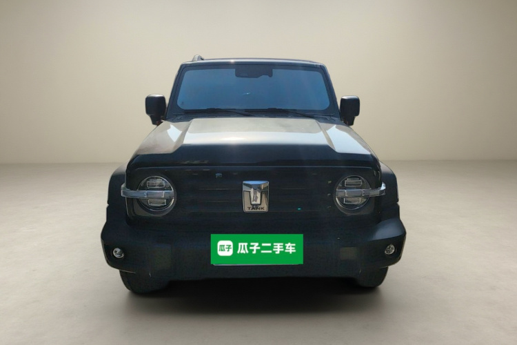 坦克300 2021款 越野版 2.0T 挑战者车身外观2