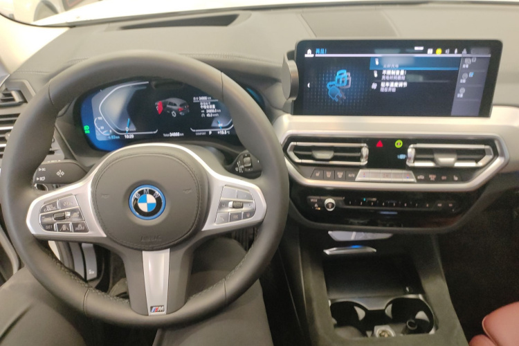 宝马iX3 2024款 创领型中控内饰12