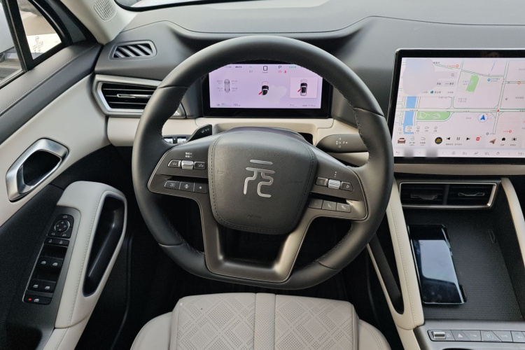 比亚迪 元UP 2025款 智驾版 401KM 领先型中控内饰13