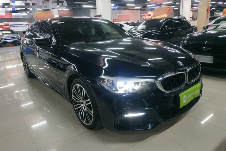 宝马5系 2019款 530Li xDrive M运动套装车身外观6002