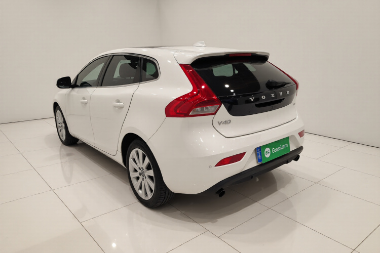 沃尔沃V40 2014款 2.0T 智雅版车身外观5