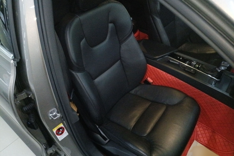 沃尔沃S60 2021款 T4 智逸豪华版局部细节41