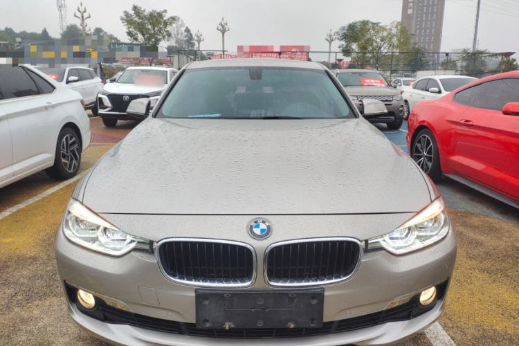 宝马3系 2017款 320Li 时尚型车身外观2