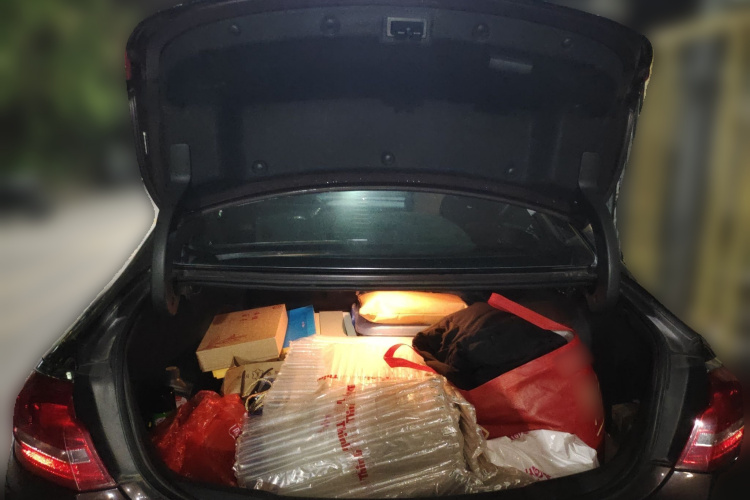 别克 君越 2016款 28T 豪华型中控内饰23