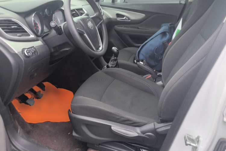 别克 昂科拉 2014款 1.4T 手动两驱都市进取型中控内饰19