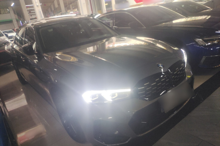 宝马3系 2024款 325Li M运动曜夜套装车身外观6001