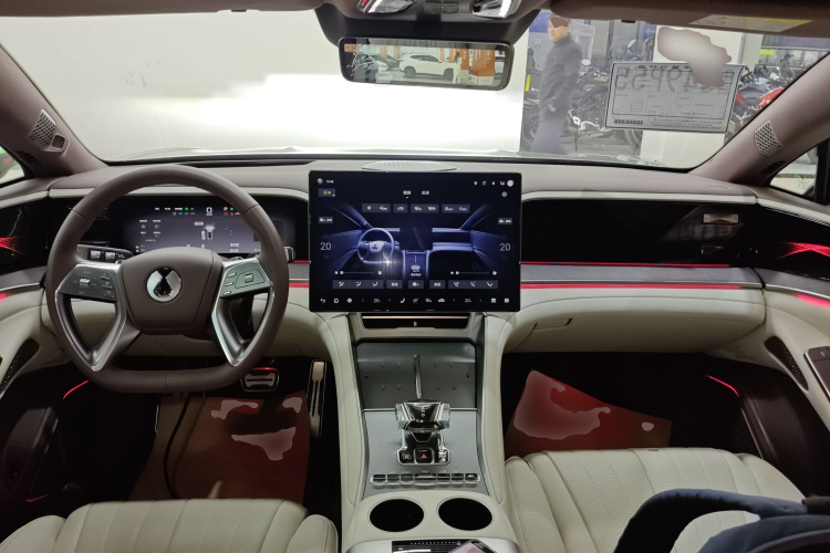 腾势Z9GT 2024款 1100四驱Ultra版中控内饰12