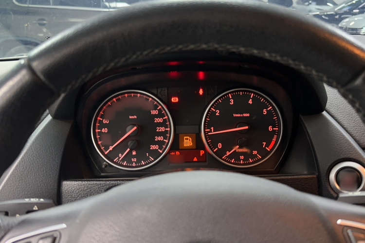 宝马X1 2014款 sDrive18i 时尚型局部细节14