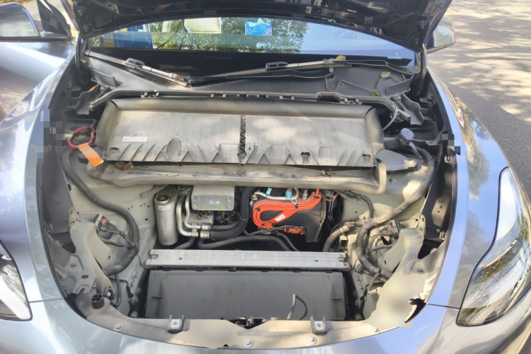 特斯拉 Model Y 2022款 后轮驱动版局部细节24