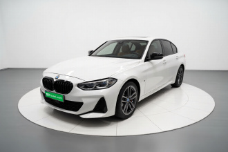 宝马1系 2021款 120i M运动曜夜版