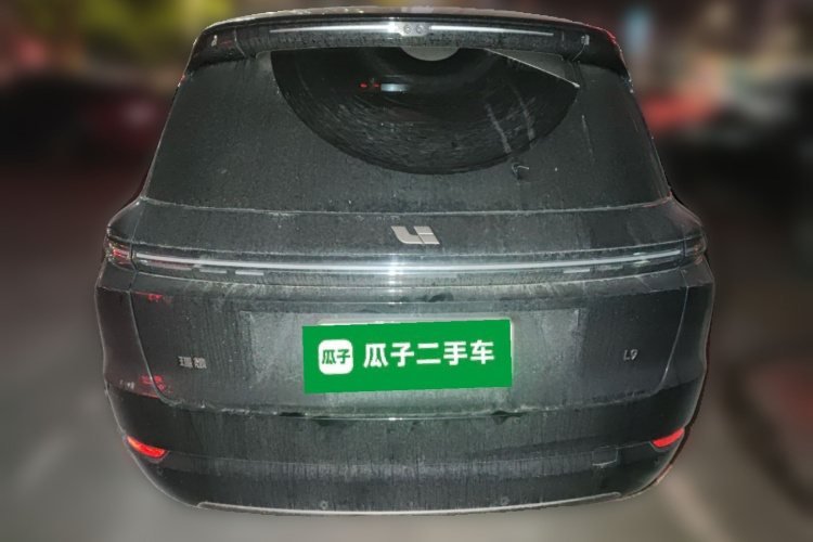 理想汽车 理想L9 2025款 Ultra 智能焕新版车身外观6