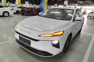 荣威D6 2025款 450km 尊享版