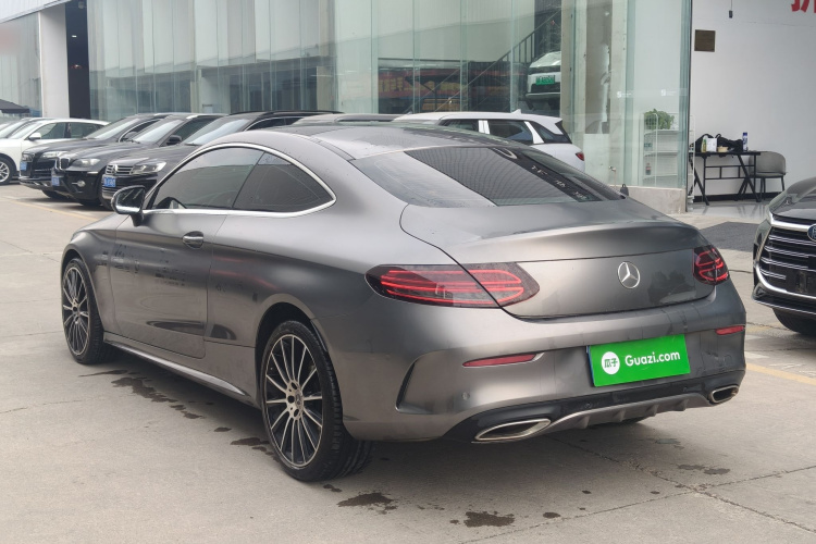 奔驰C级(进口) 2017款 C 200 4MATIC 轿跑版车身外观6004