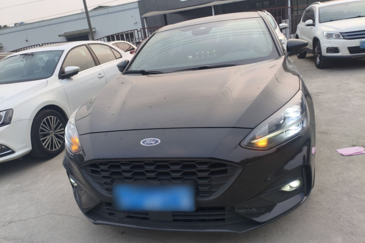 福特 福克斯 2021款 两厢 EcoBoost 180 自动ST Line车身外观6001