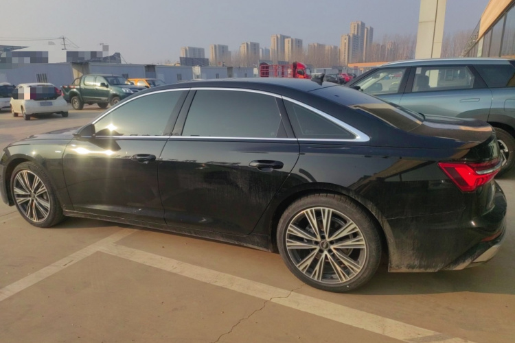 奥迪A6L 2023款 改款 40 TFSI 豪华动感型车身外观6003