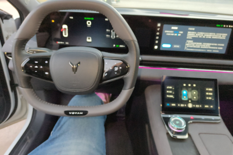 岚图汽车 岚图追光 2023款 四驱长续航版中控内饰7002