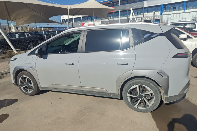 埃安 AION Y 2023款 Younger 星耀版车身外观6003