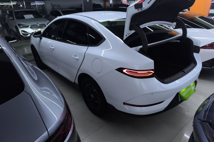 比亚迪 秦PLUS 2025款 DM-i 智驾版 55KM领先型车身外观6003