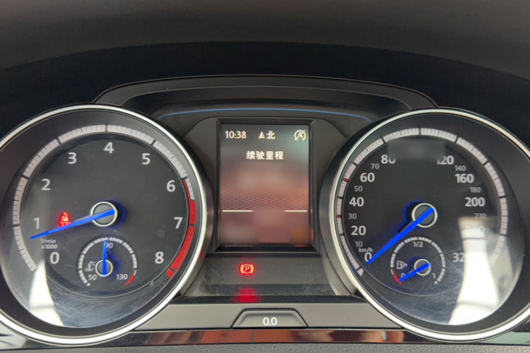 大众 高尔夫(进口) 2015款 2.0TSI R中控内饰7010