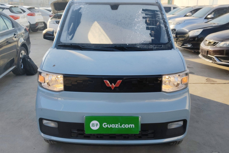 五菱汽车 宏光MINIEV 2021款 马卡龙臻享款 磷酸铁锂车身外观2