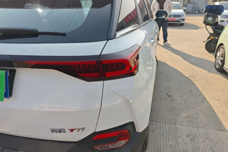 奔腾T77 2019款 230 TID 自动豪华型 国V车身外观9