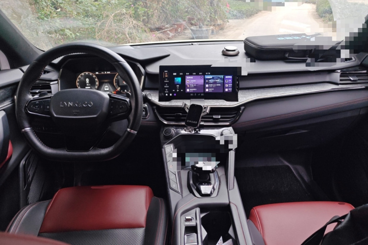 领克06 2020款 1.5T 劲Pro中控内饰12