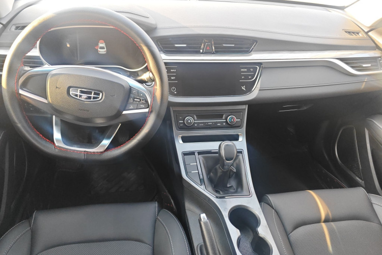 吉利汽车 帝豪 2019款 领军版 1.5L 手动向上亚运版 国VI中控内饰12