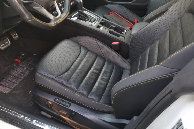 一汽-大众CC 2021款 380TSI 夺目版中控内饰19