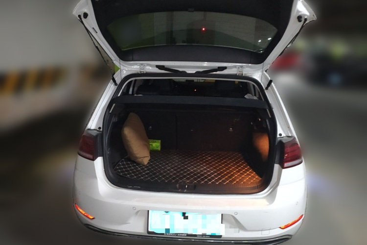 大众 高尔夫 2018款 1.6L 自动舒适型中控内饰23