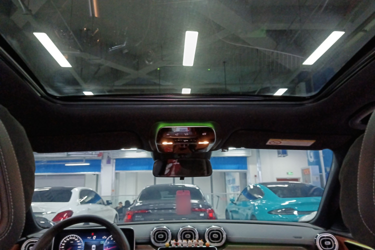 奔驰C级 2024款 C 260 L 运动版中控内饰22