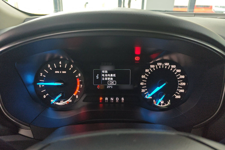 福特 蒙迪欧 2017款 改款 EcoBoost 180 时尚型局部细节14