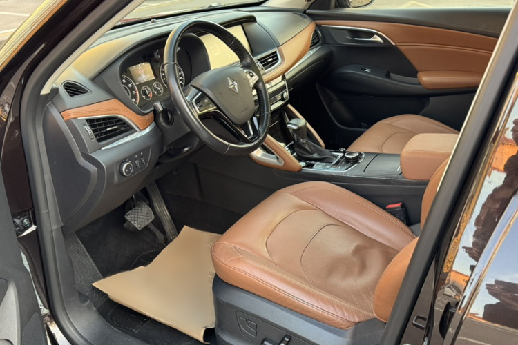 宝沃BX7 2016款 28T 两驱豪华版 5座中控内饰7004