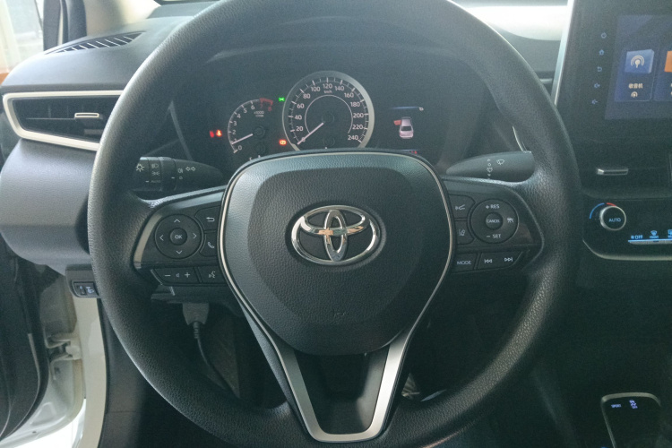 丰田 凌尚 2021款 2.0L 豪华版局部细节13