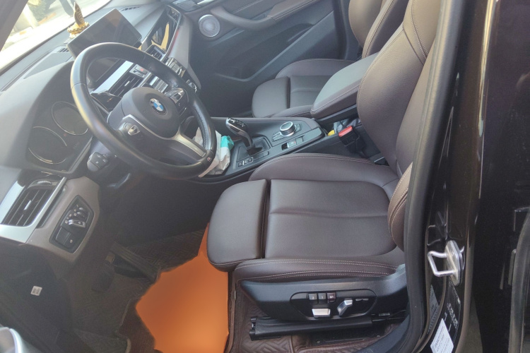 宝马X1 2021款 sDrive25Li 领先型局部细节19