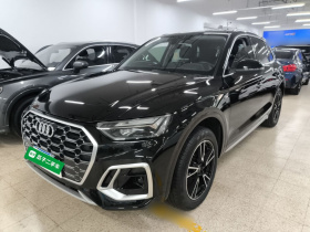 奥迪Q5L 2024款 40 TFSI 时尚动感型
