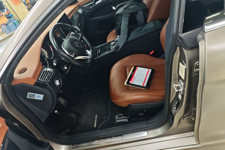 奔驰CLS 2016款 CLS 260 猎装版中控内饰19