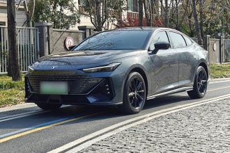 长安UNI-V 智电iDD 2023款 智电iDD 1.5T 113km智酷型