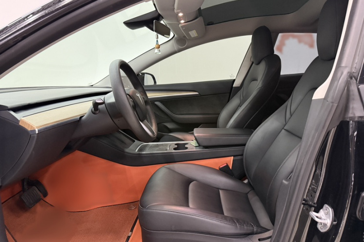 特斯拉 Model 3 2022款 后轮驱动版车身外观6014