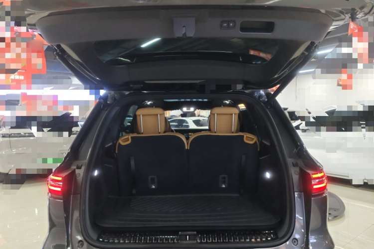 理想汽车 理想ONE 2021款 增程6座版机舱底盘23