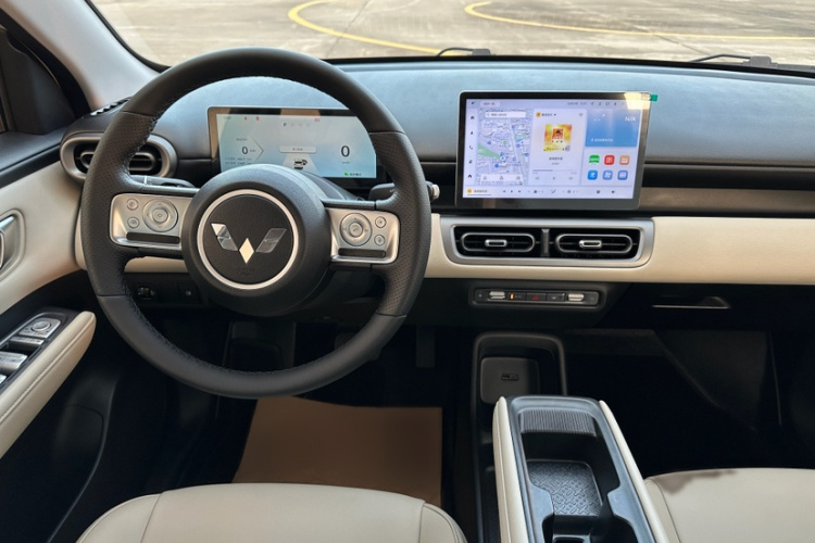 五菱汽车 五菱缤果PLUS 2024款 330km 五座版局部细节14