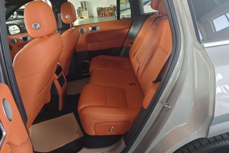 理想汽车 理想L6 2024款 Pro中控内饰7004