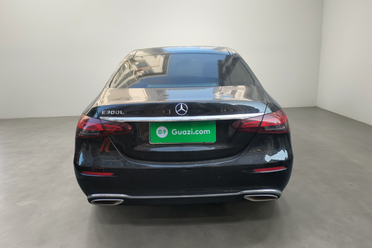 奔驰E级 2021款 E 300 L 时尚型车身外观6
