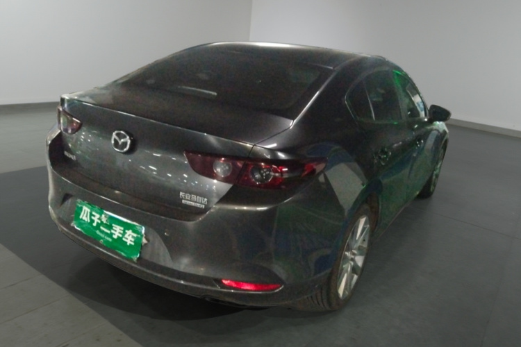 马自达3 昂克赛拉 2020款 2.0L 自动质雅版车身外观7