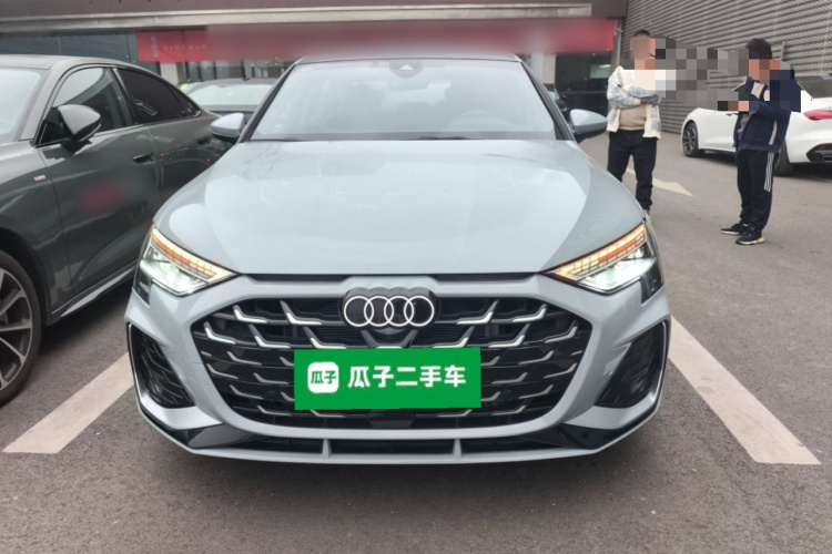 奥迪A3 2025款 A3L Limousine 35TFSI 飞驰尊享型车身外观6001