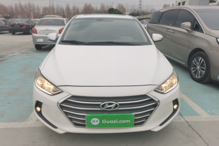 现代 领动 2016款 1.6L 自动智炫·精英型车身外观2