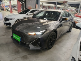 长安UNI-V 2025款 1.5T 500Bar高能版