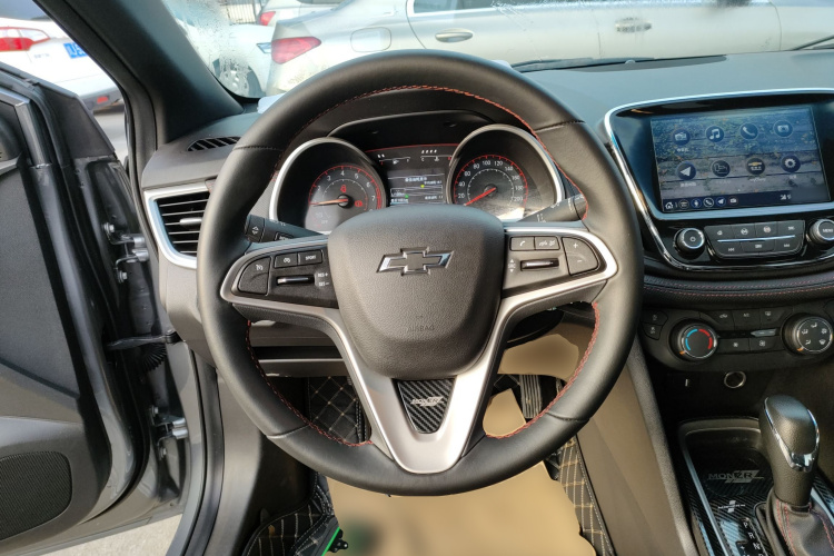 雪佛兰 科鲁泽 2020款 轻混 RS 330T 自动畅快版局部细节13